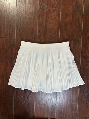 Lululemon Varsity Size 6 High-Rise Pleated Tennis Skirt White